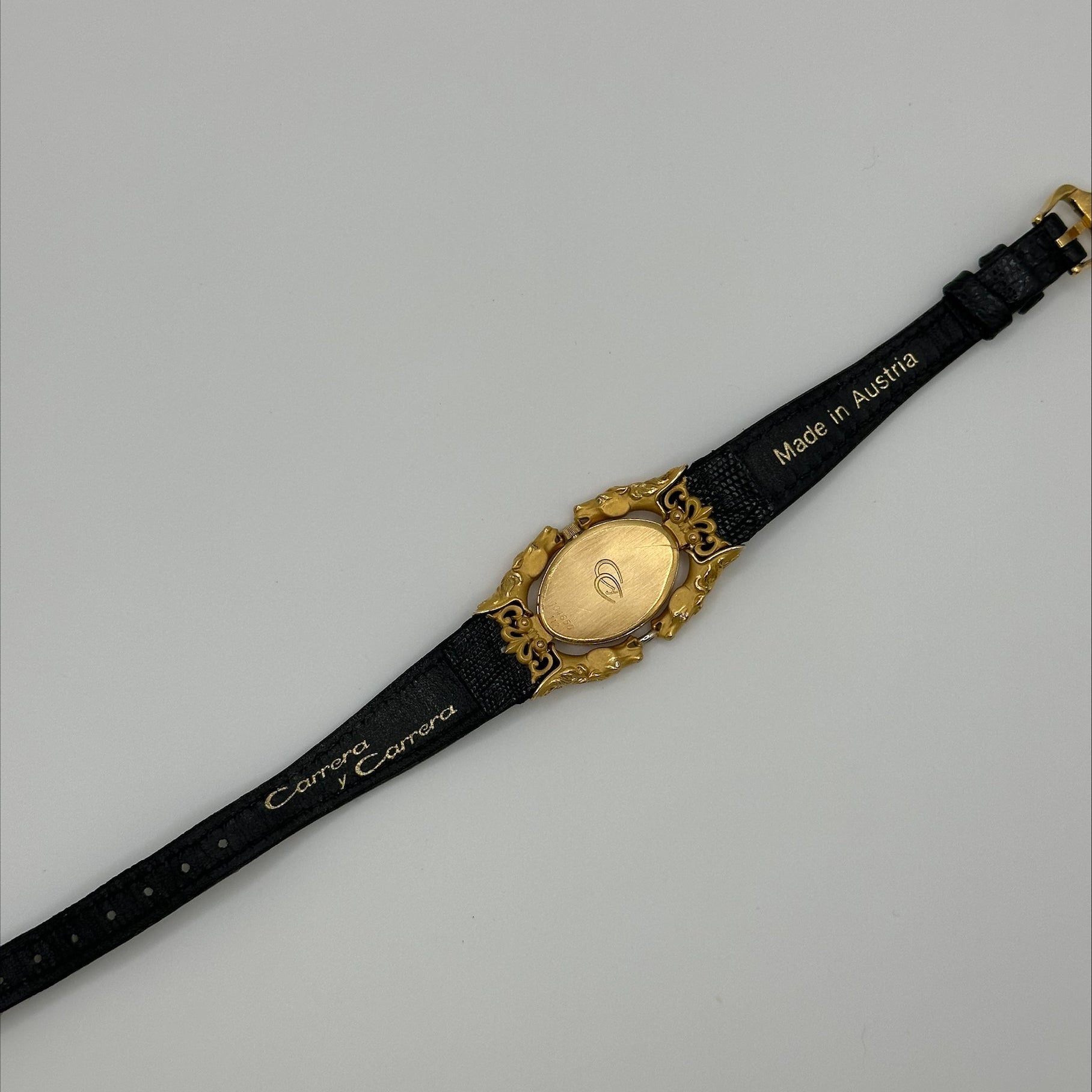 18k Yellow Gold Carrera y Carrera