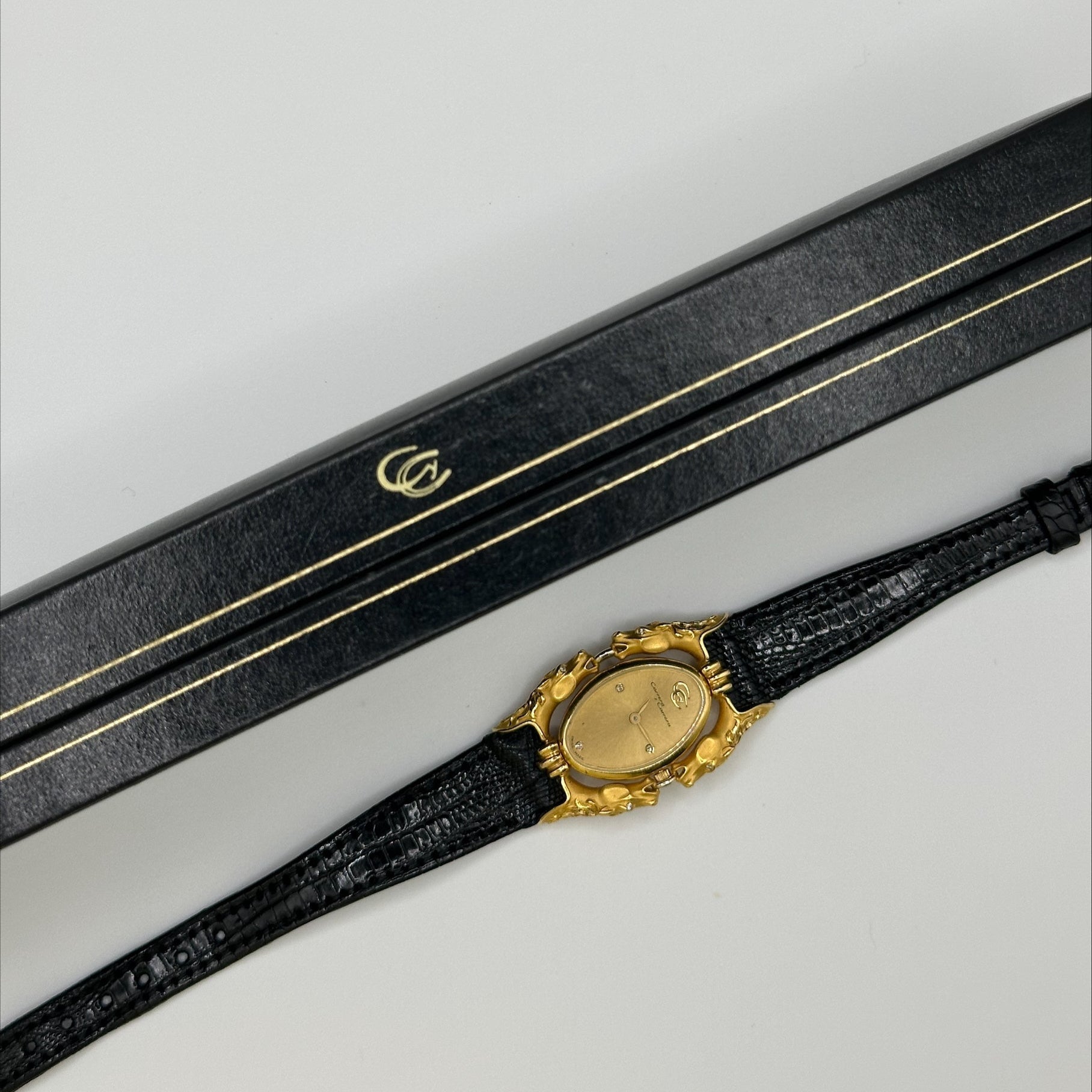 18k Yellow Gold Carrera y Carrera