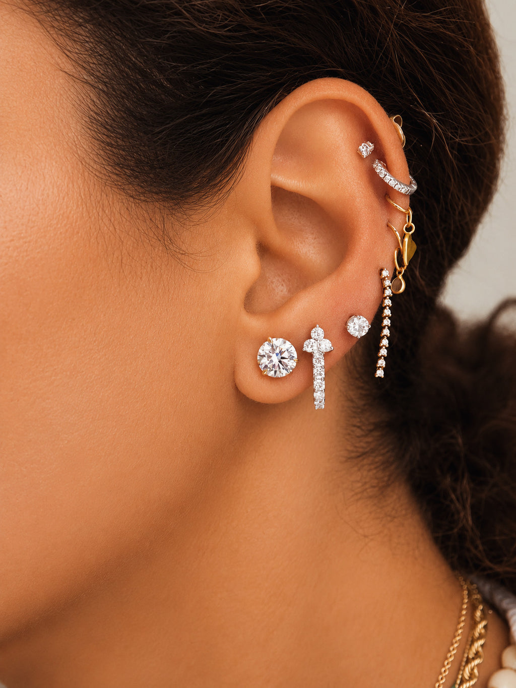 IG STEAL: PETITE DIAMOND HOOPS