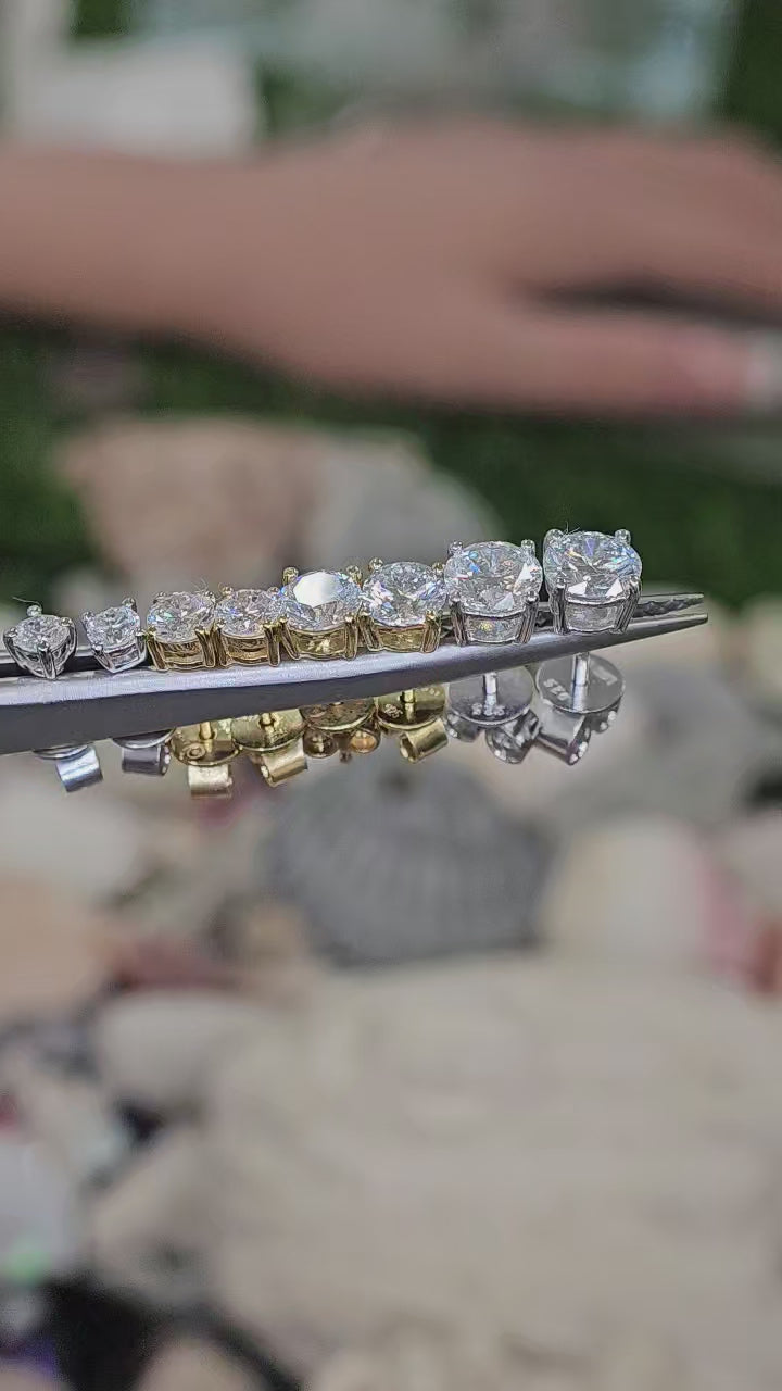 IG STEAL: 1 Carat DTW Lab Diamond Studs